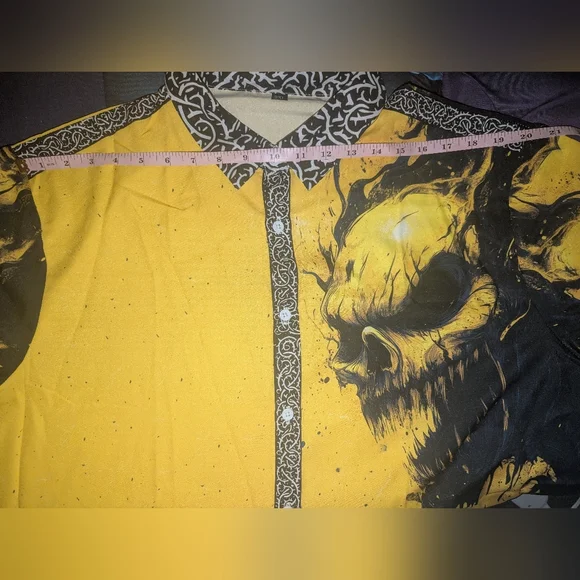 Bold Yellow Graphic Button Down Shirt Fits Like XL - Picture 9 of 10
